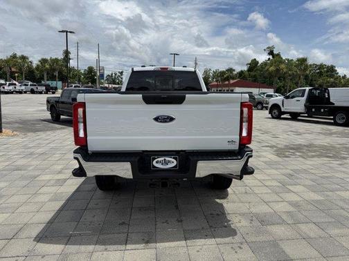 2025 Ford F-350 XLT