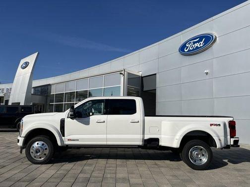 2026 Ford F-450 Platinum