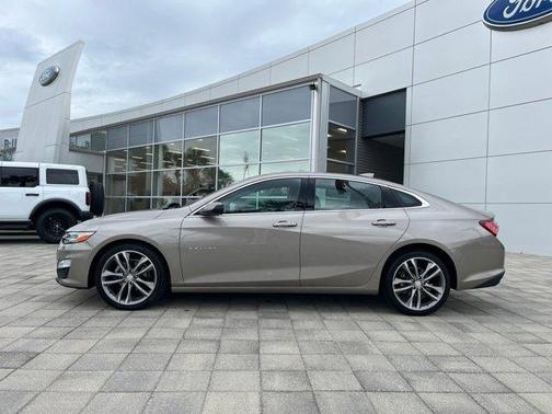 Mineral Gray Metallic 2024 Chevrolet Malibu 2LT
