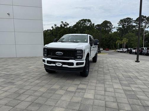 2025 Ford F-250 XL