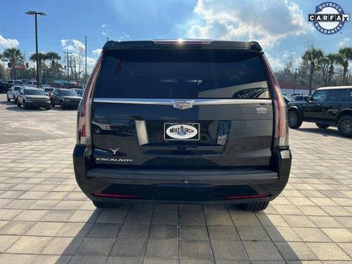 2017 Cadillac Escalade Luxury