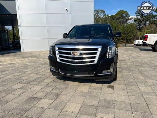 2017 Cadillac Escalade Luxury