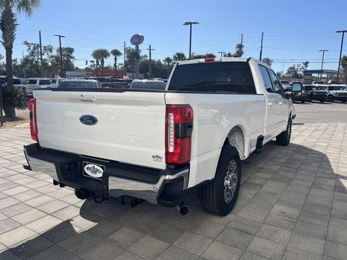 2026 Ford F-350 Lariat Super Duty