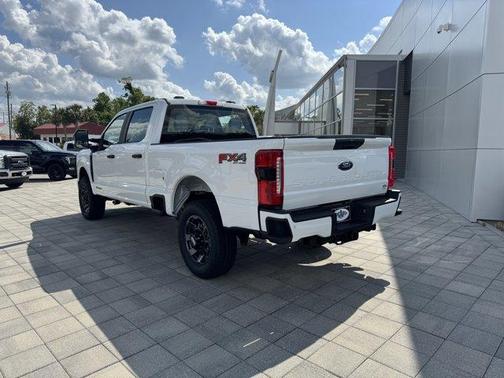 2025 Ford F-250 XL