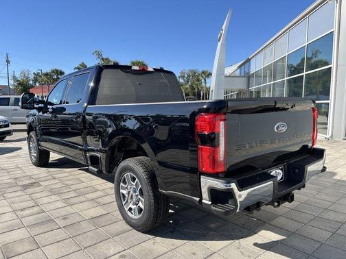 2026 Ford F-350 Lariat Super Duty