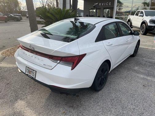 2023 Hyundai ELANTRA HEV Blue