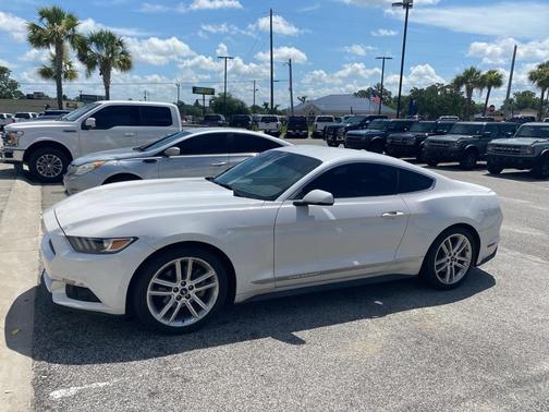 2017 Ford Mustang EcoBoost Premium