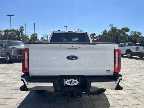 2026 Ford F-350 Lariat Super Duty