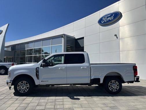 2026 Ford F-350 Lariat Super Duty