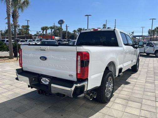 2026 Ford F-350 Lariat Super Duty