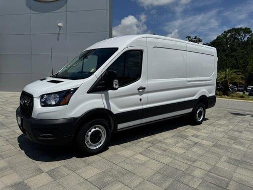 2025 Ford Transit-250 148 WB Medium Roof Cargo