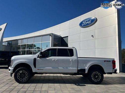 2025 Ford F-250 Platinum