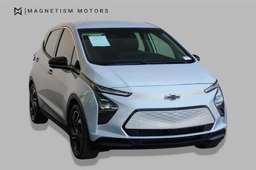 Silver Flare Metallic 2023 Chevrolet Bolt EV FWD 2LT