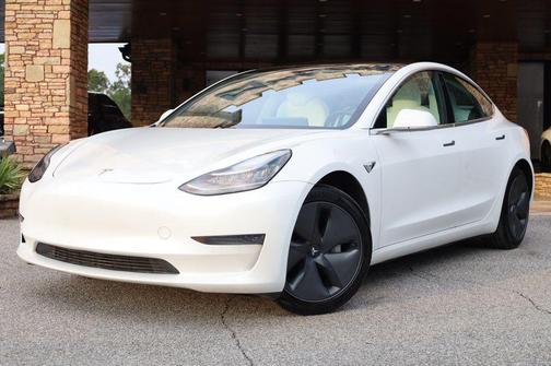 2020 Tesla Model 3 Standard Range Plus