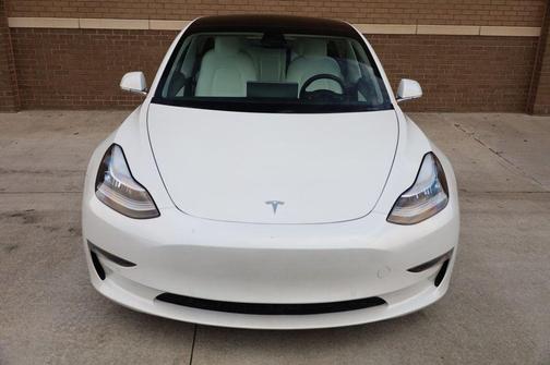 2020 Tesla Model 3 Standard Range Plus