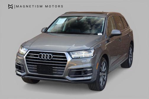 Gray 2018 Audi Q7 3.0T Prestige