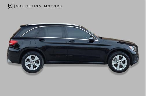 Black 2017 Mercedes-Benz GLC 300 Base
