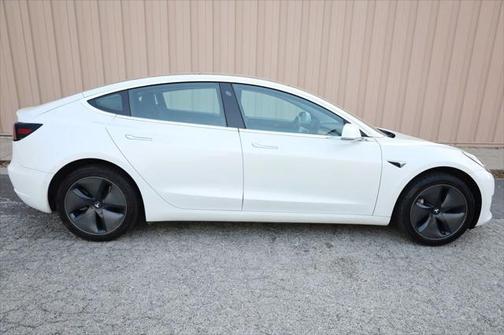 2020 Tesla Model 3 Standard Range Plus