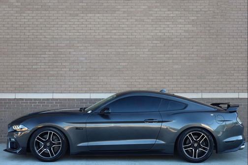 Magnetic Metallic 2020 Ford Mustang GT