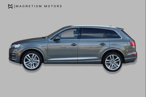 Graphite Gray Metallic 2018 Audi Q7 3.0T Prestige