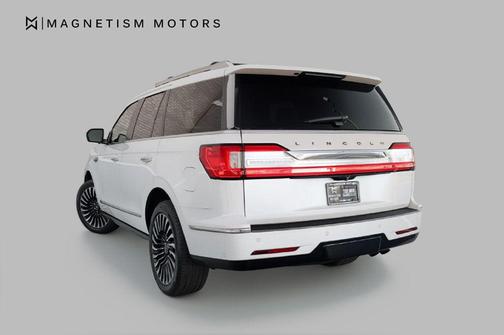2018 Lincoln Navigator Black Label