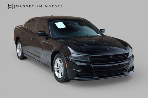 Pitch Black Clearcoat 2022 Dodge Charger SXT