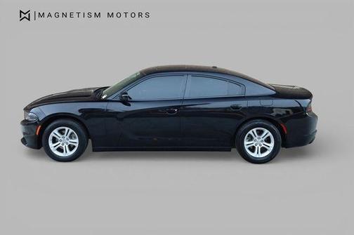 Pitch Black Clearcoat 2022 Dodge Charger SXT