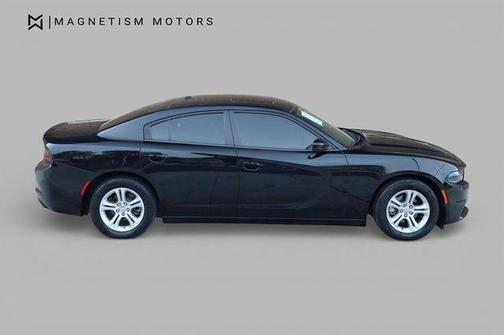 Pitch Black Clearcoat 2022 Dodge Charger SXT