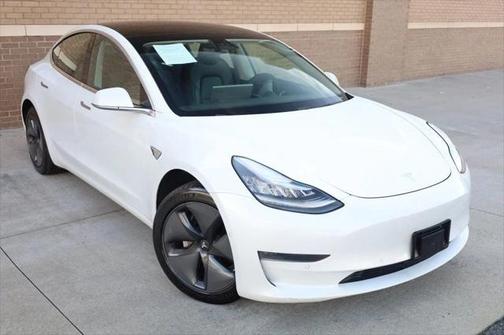2019 Tesla Model 3 Standard Range Plus