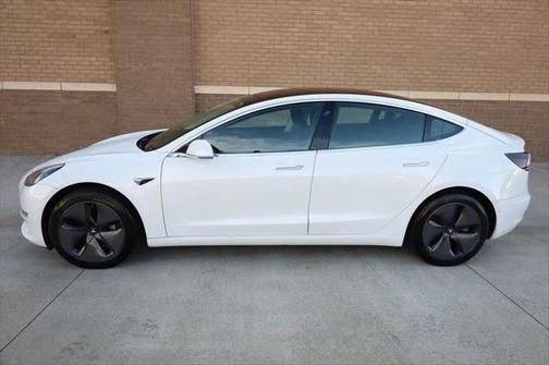 2019 Tesla Model 3 Standard Range Plus