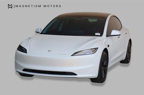 Pearl White Multi-Coat 2024 Tesla Model 3 Long Range