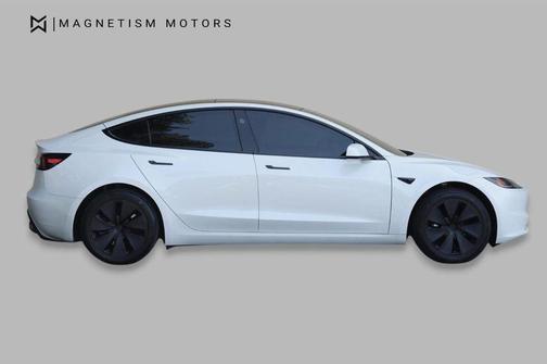 Pearl White Multi-Coat 2024 Tesla Model 3 Long Range