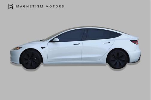 Pearl White Multi-Coat 2024 Tesla Model 3 Long Range