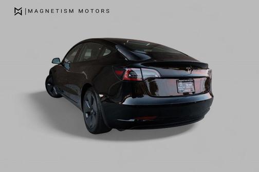 2022 Tesla Model 3 Standard Range