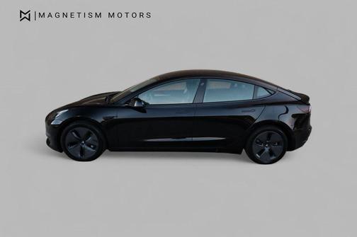 2022 Tesla Model 3 Standard Range