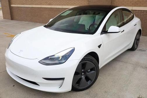 2021 Tesla Model 3 Standard Range Plus