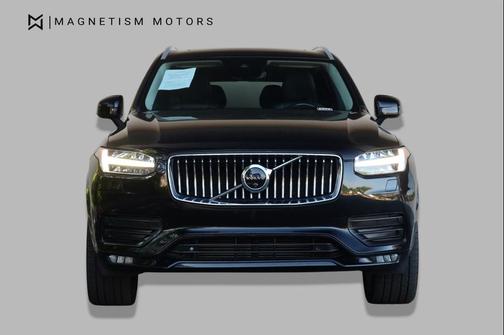 Onyx Black Metallic 2021 Volvo XC90 T6 Momentum
