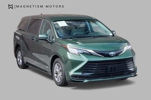 Cypress 2021 Toyota Sienna LE