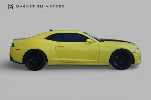 Bright Yellow 2014 Chevrolet Camaro 2LS