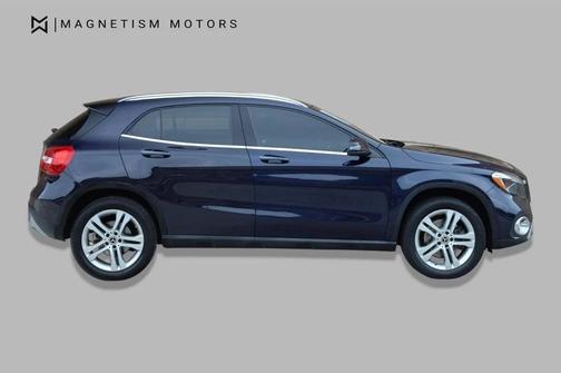 Lunar Blue Metallic 2018 Mercedes-Benz GLA 250 4MATIC