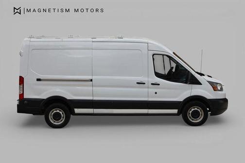 Oxford White 2016 Ford Transit-250 Base