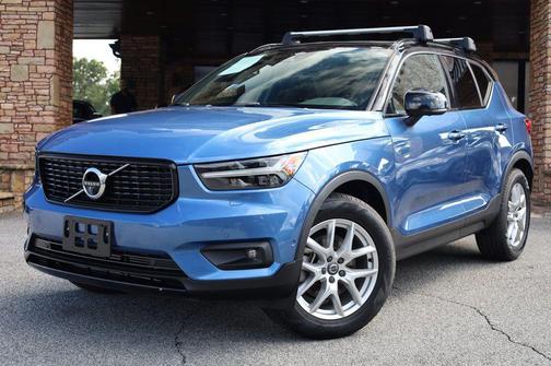 2021 Volvo XC40 T5 R-Design