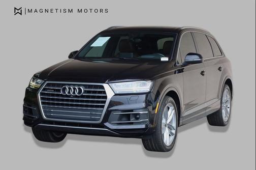 Orca Black Metallic 2018 Audi Q7 3.0T Prestige