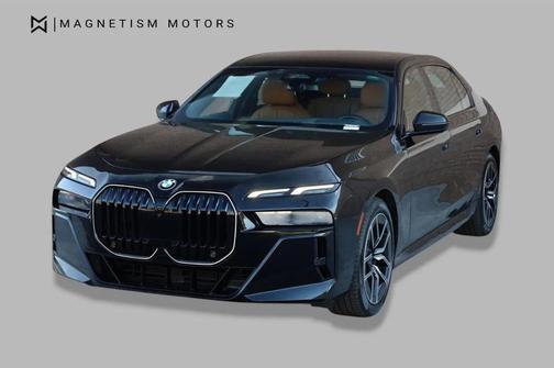 Black Sapphire Metallic 2024 BMW 740 740i