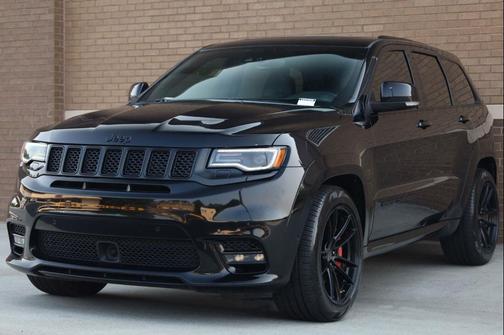 Diamond Black Crystal Pearl 2020 Jeep Grand Cherokee SRT