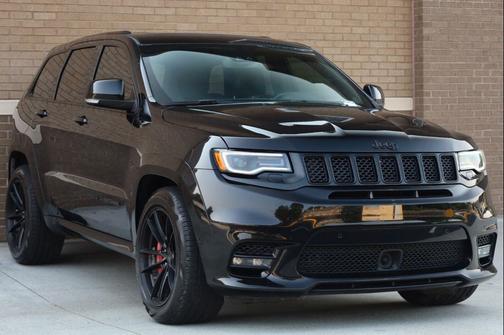 Diamond Black Crystal Pearl 2020 Jeep Grand Cherokee SRT