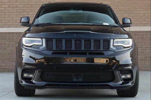 Diamond Black Crystal Pearl 2020 Jeep Grand Cherokee SRT