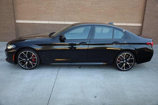 2022 BMW 540 i