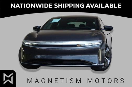 Quantum Gray Metallic 2023 Lucid Air Pure