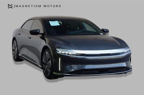 Quantum Gray Metallic 2023 Lucid Air Pure